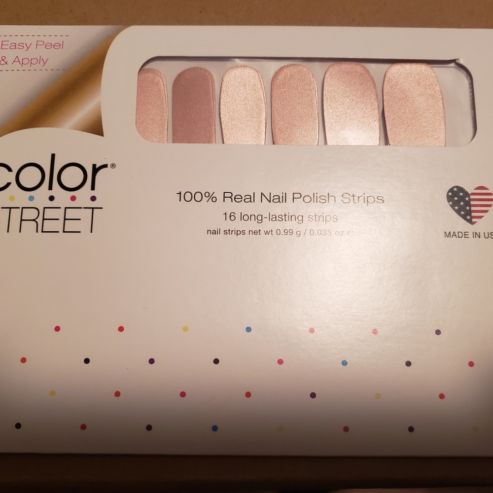 Color Street Set- New- At the Plaza